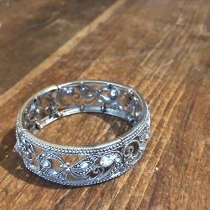 Stretch bracelet. Silver and cz